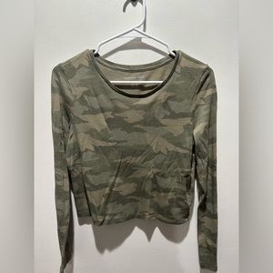 American Eagle long sleeve